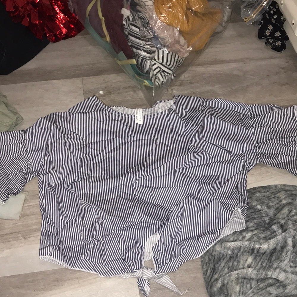 super cute top!!